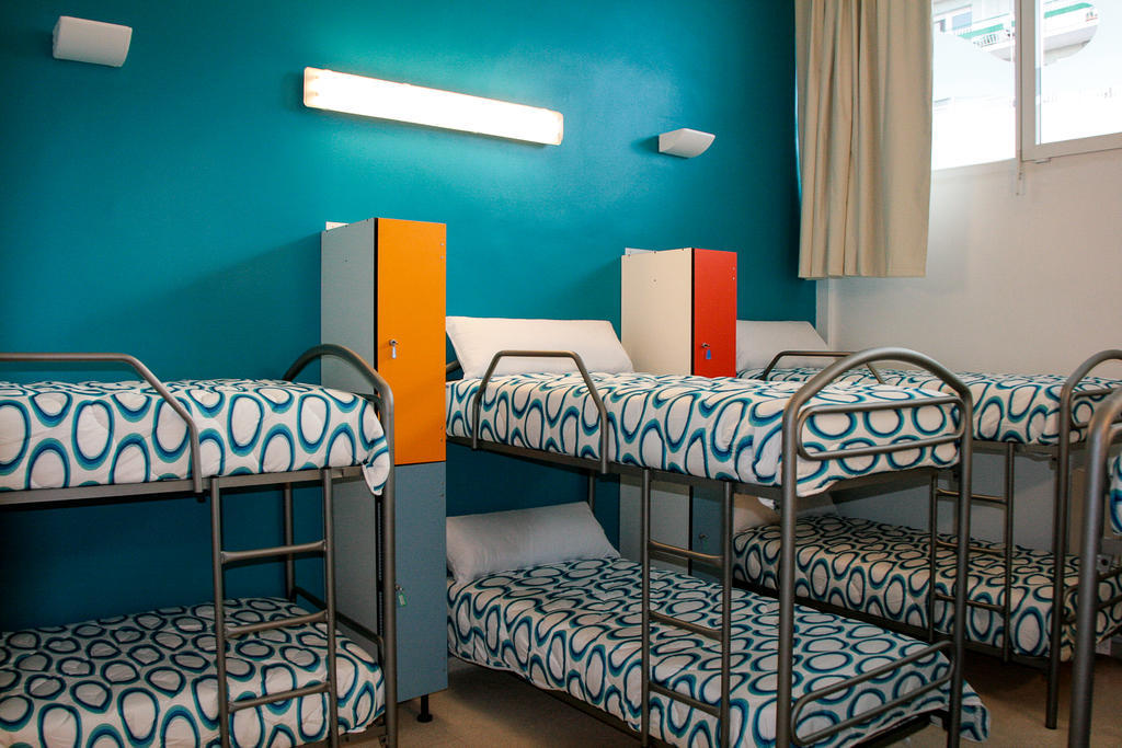 Mundaka Hostel & Sports Cafe Cameră foto